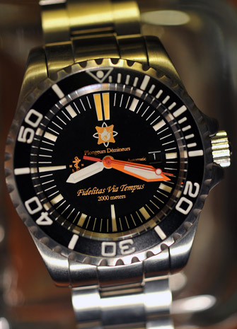 Chronomètre GMT MISTRAL COSC - Dolphin watches